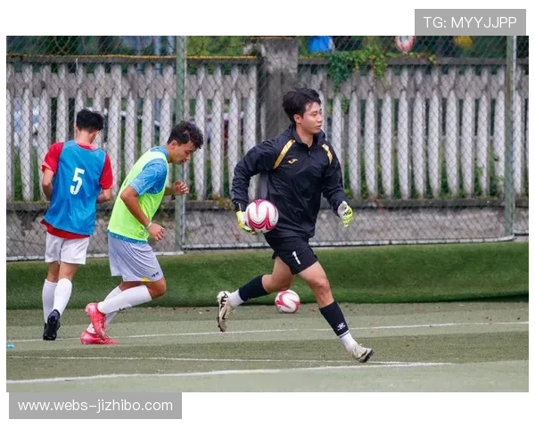 川超联赛分区赛发生球员冲击裁判事件,引发对赛风赛纪关注 川超联赛分区赛发生球员冲击裁判事件,引发对赛风赛纪关注